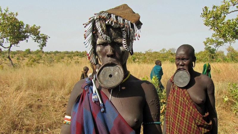 Viaggio nelle usanze più curiose dell'Africa