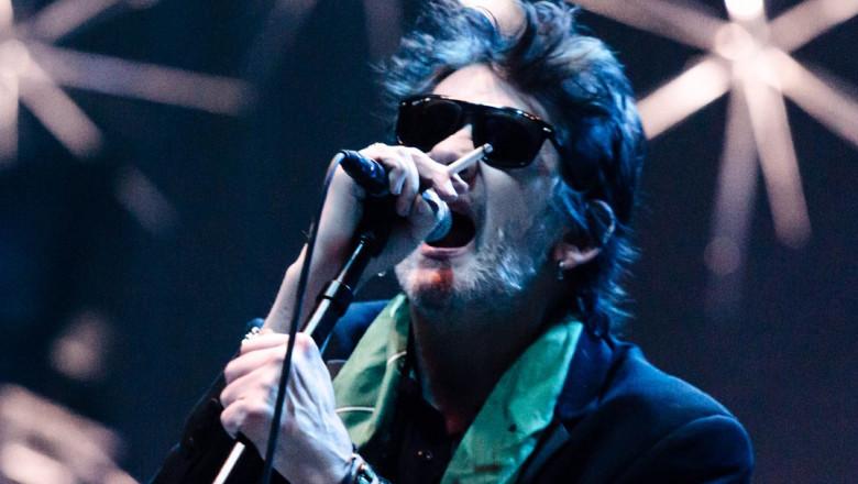 Shane MacGowan, morto a 65 anni il frontman dei Pogues