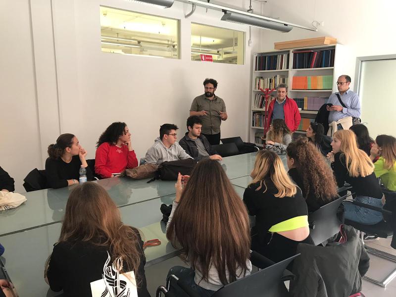 MODENA: L'alternanza scuola-lavoro si fa in radio