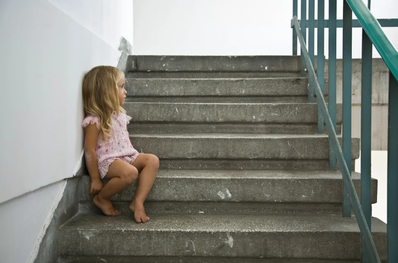 Oltre 1 milione di minori italiani è in condizione di povertà assoluta: il rapporto Istat