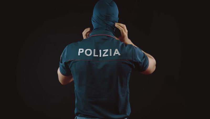 BabyGang dissato da uno sbirro qualunque