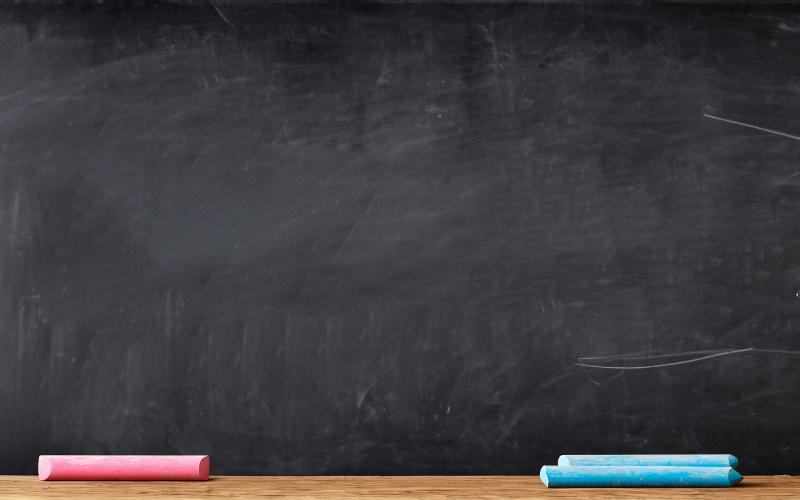Scuola e precariato, oltre 250mila supplenti