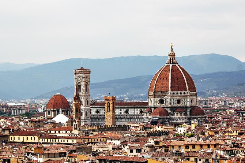 Firenze elimina l'IVA sugli assorbenti