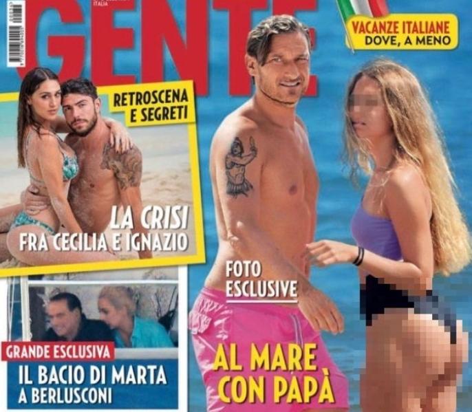 Quello che le donne non meritano: Viso censurato, lato b in primo piano