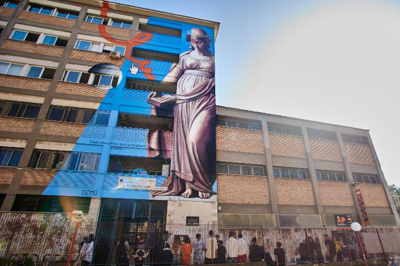 DaSud e IIS Enzo Ferrari:  Ozmo firma e inaugura "Sophia"