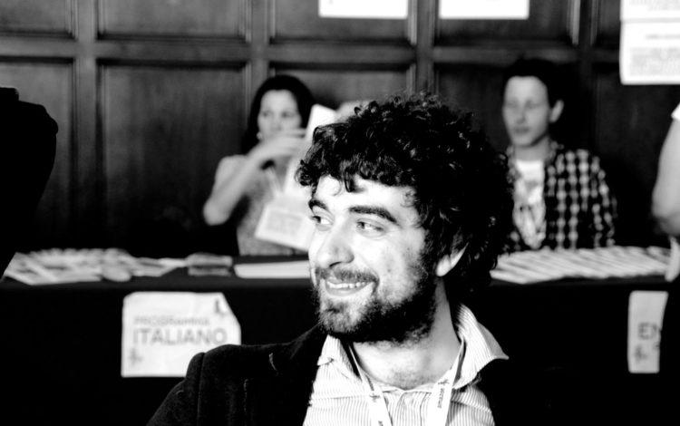Complottismo e giornalismo: Leonardo Bianchi