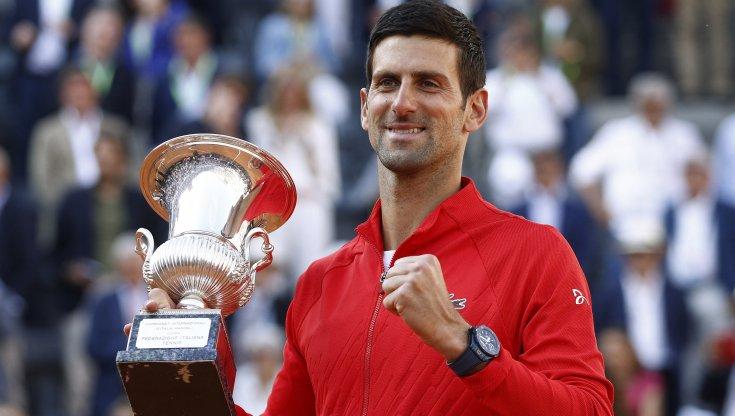 Tennis: Djokovic trionfa a Roma