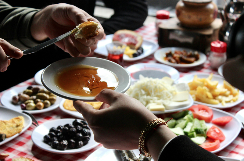Fare comunità mangiando: Ways of Europe e il potere sociale del cibo