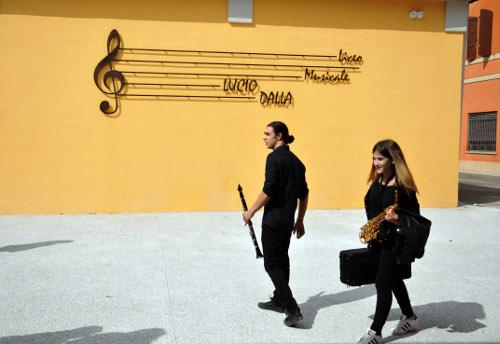 Guidascuole: Liceo Musicale Lucio Dalla di Bologna