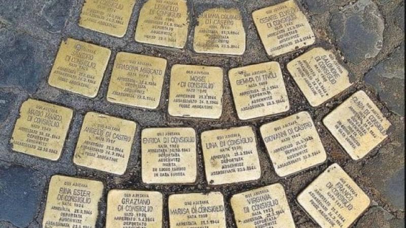Proiettiamo sui muri la storia delle pietre d'inciampo