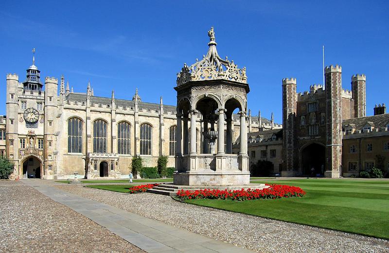 Università UK, meno soldi per le arti a favore delle materie STEM