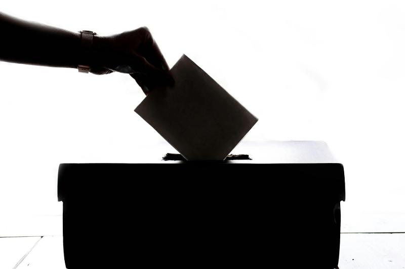  Elezioni, propaganda e verità: cosa non ci dicono i politici (e i social)