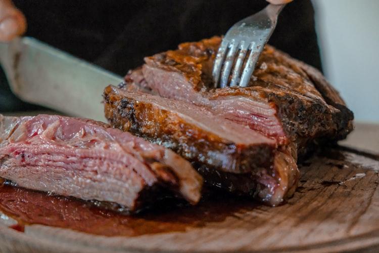 Che impatto ha il consumo di carne sull’ambiente?