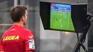 VAR, regole e limiti del Video Assistant Referee